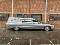 Cadillac fleetwood krystal koach funeral car 5.7 v8 263pk 1995 - afbeelding 42 van  43