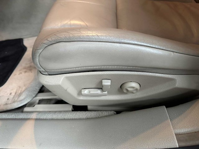 Cadillac sts 4.6 v8 launch edit. 320pk 2005, 56-rv-tl - afbeelding 11 van  41