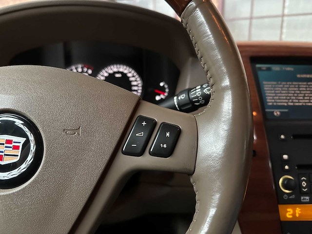 Cadillac sts 4.6 v8 launch edit. 320pk 2005, 56-rv-tl - afbeelding 14 van  41