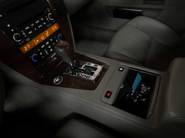 Cadillac sts 4.6 v8 launch edit. 320pk 2005, 56-rv-tl - afbeelding 18 van  41