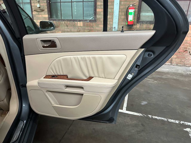 Cadillac sts 4.6 v8 launch edit. 320pk 2005, 56-rv-tl - afbeelding 27 van  41