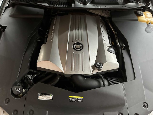 Cadillac sts 4.6 v8 launch edit. 320pk 2005, 56-rv-tl - afbeelding 29 van  41