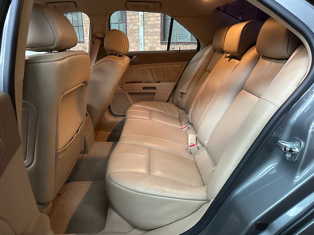 Cadillac sts 4.6 v8 launch edit. 320pk 2005, 56-rv-tl - afbeelding 32 van  41