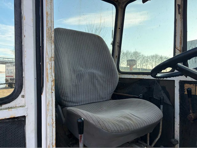 Caesar 4000 banden graafmachine - afbeelding 9 van  24