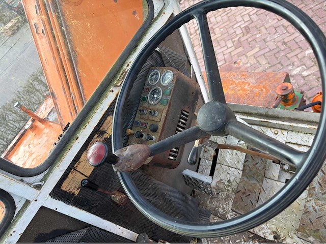 Caesar 4000 banden graafmachine - afbeelding 11 van  24