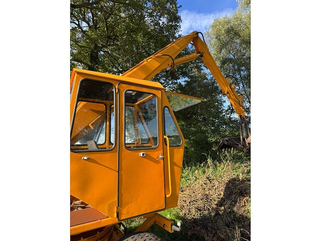 Caesar vaiacar getrokken graafmachine - afbeelding 5 van  11