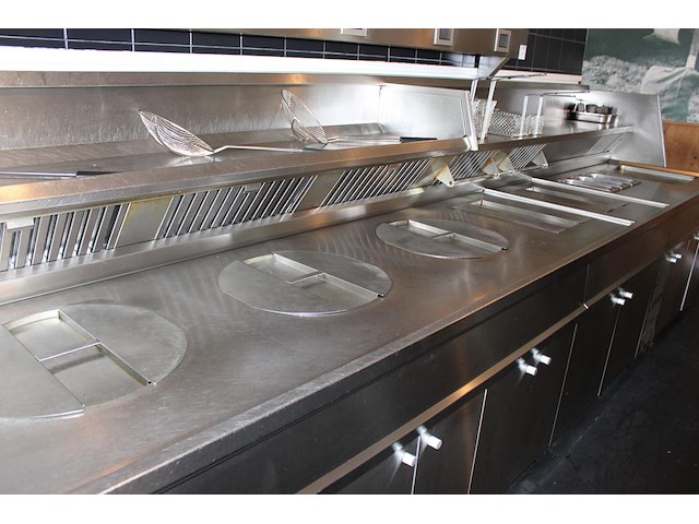 Cafetaria bakwand hegro tornado voorzien van een bakplaat, au bain-marie en vijf baksecties met geintegreer... - afbeelding 6 van  7