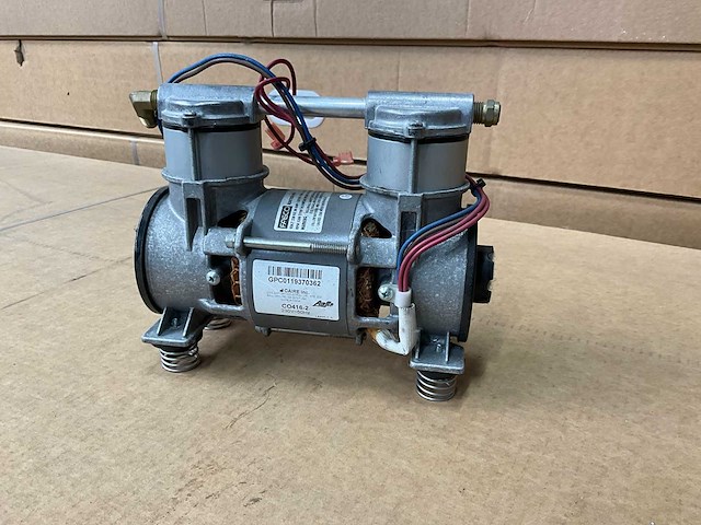 Caire co416-2 dubbele luchtpomp (10x) - afbeelding 2 van  8