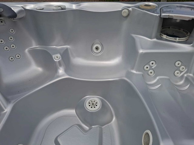 Caldera 6 persoons jacuzzi en buitenspa - afbeelding 6 van  29