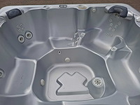 Caldera 6 persoons jacuzzi en buitenspa - afbeelding 8 van  29