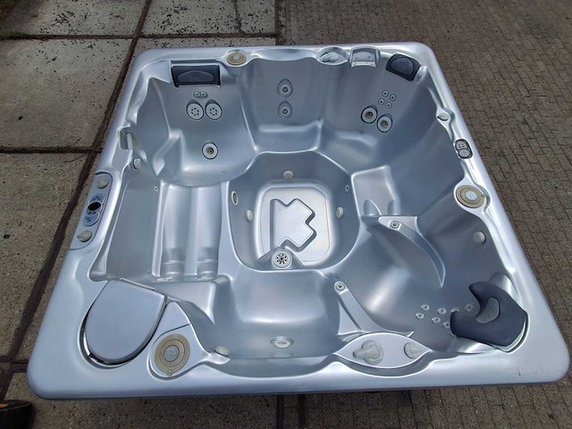 Caldera 6 persoons jacuzzi en buitenspa - afbeelding 11 van  29