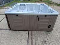 Caldera 6 persoons jacuzzi en buitenspa - afbeelding 17 van  29