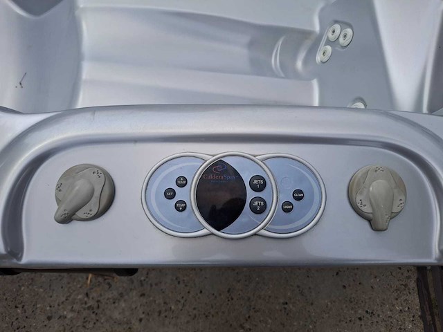 Caldera 6 persoons jacuzzi en buitenspa - afbeelding 25 van  29