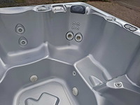 Caldera 6 persoons jacuzzi en buitenspa - afbeelding 27 van  29