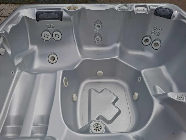 Caldera 6 persoons jacuzzi en buitenspa - afbeelding 26 van  29