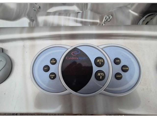 Caldera spa 6 persoons jacuzzi en buitenspa - afbeelding 14 van  21