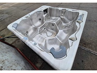 Caldera spa 6 persoons jacuzzi en buitenspa - afbeelding 10 van  14