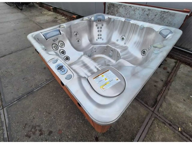 Caldera spa 6 persoons jacuzzi en buitenspa - afbeelding 11 van  21