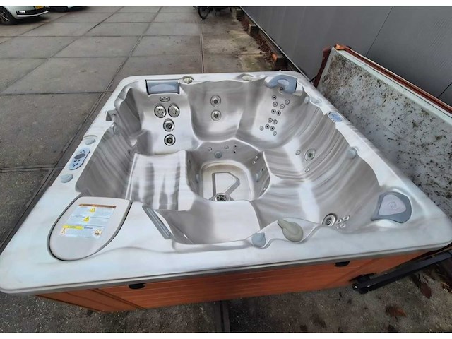 Caldera spa 6 persoons jacuzzi en buitenspa - afbeelding 8 van  21