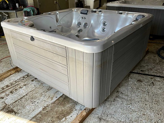 Caldera spas jacuzzi - afbeelding 8 van  14