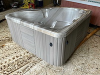 Calderaspas jacuzzi - afbeelding 1 van  9
