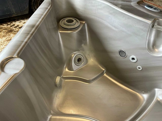 Calderaspas jacuzzi - afbeelding 6 van  9