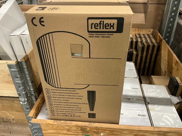 Caleffi expansievatconsole 3/4" incl. expansievat 18l (3x) - afbeelding 8 van  9