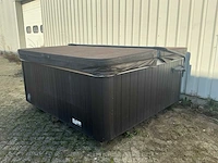 Calefornia cooperage jacuzzi - afbeelding 4 van  8
