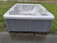 California cooperage 5 persoons jacuzzi en buitenspa - afbeelding 16 van  29