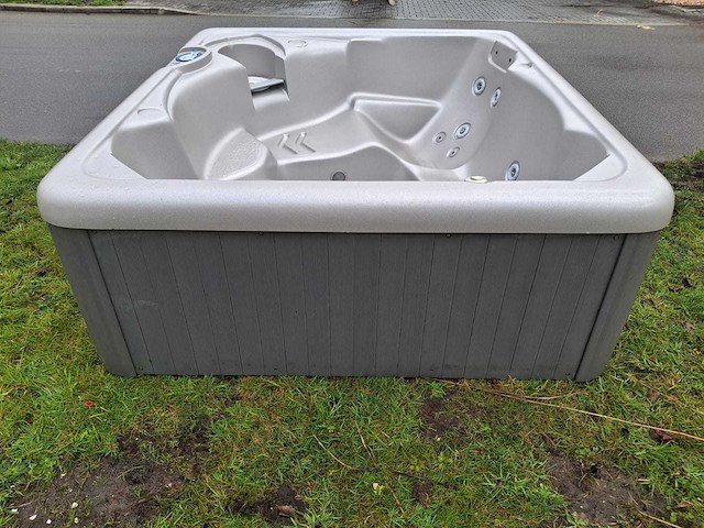 California cooperage 5 persoons jacuzzi en buitenspa - afbeelding 27 van  29