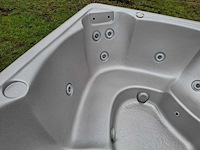 California cooperage 5 persoons jacuzzi en buitenspa - afbeelding 9 van  29