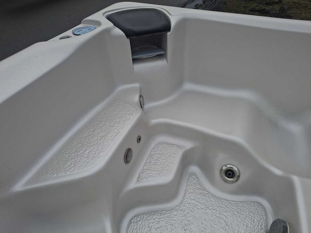 California cooperage 5 persoons jacuzzi en buitenspa - afbeelding 22 van  25