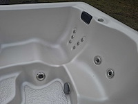 California cooperage 5 persoons jacuzzi en buitenspa - afbeelding 13 van  25