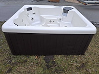 California cooperage 5 persoons jacuzzi en buitenspa - afbeelding 21 van  25