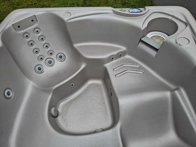 California cooperage 5 persoons jacuzzi en buitenspa - afbeelding 3 van  26