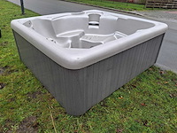 California cooperage 5 persoons jacuzzi en buitenspa - afbeelding 19 van  26