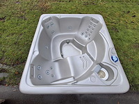 California cooperage 5 persoons jacuzzi en buitenspa - afbeelding 11 van  26