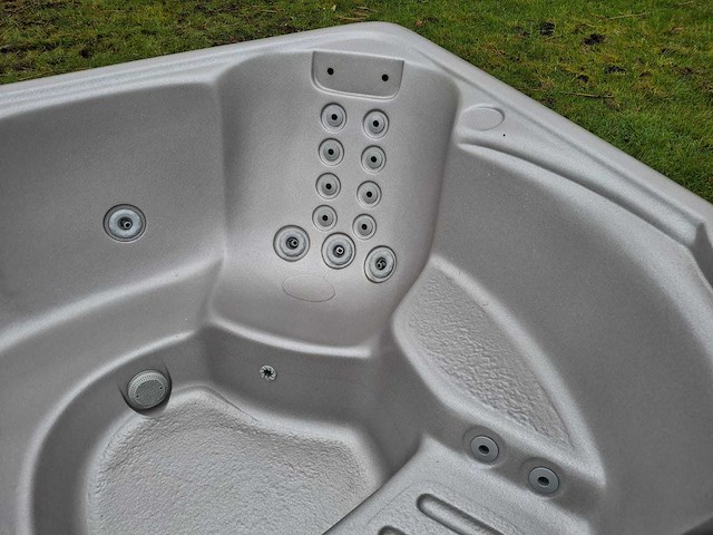 California cooperage 5 persoons jacuzzi en buitenspa - afbeelding 3 van  16