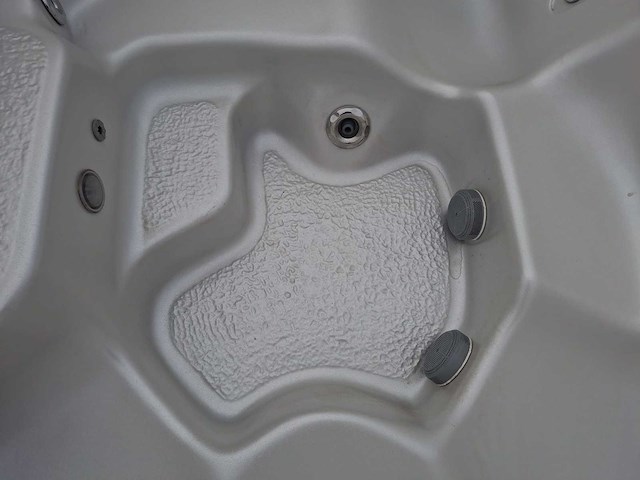 California cooperage 5 persoons jacuzzi en buitenspa - afbeelding 14 van  21