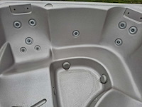 California cooperage 5 persoons jacuzzi en buitenspa - afbeelding 9 van  24