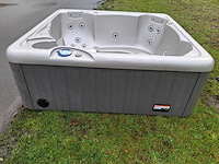 California cooperage 5 persoons jacuzzi en buitenspa - afbeelding 14 van  24