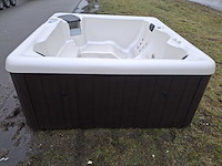 California cooperage 5 persoons jacuzzi en buitenspa - afbeelding 18 van  24