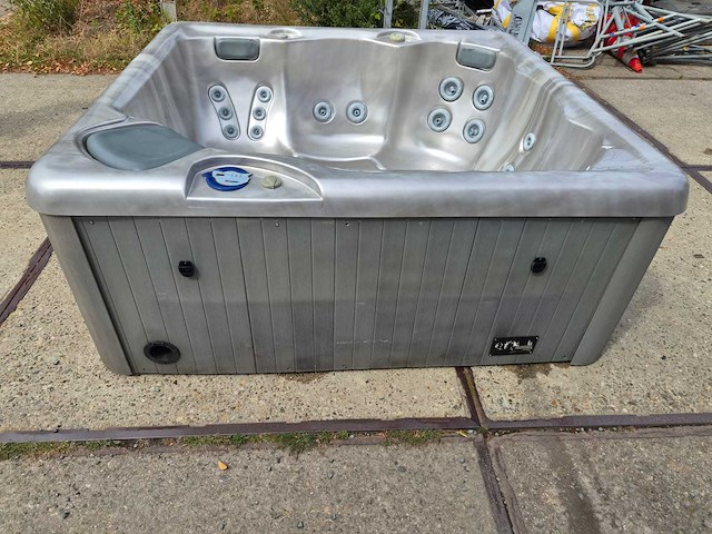 Californië cooperage 5 persoons jacuzzi en buitenspa - afbeelding 10 van  26