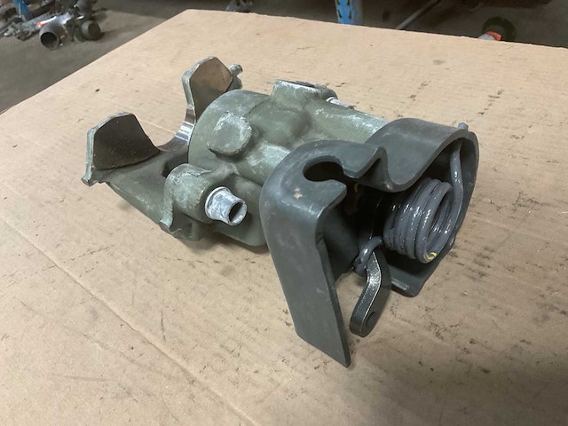 Caliper assembly - afbeelding 2 van  5