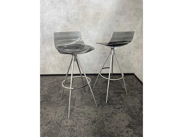 Calligaris l'eau - 4x barkruk met tafel - afbeelding 7 van  11