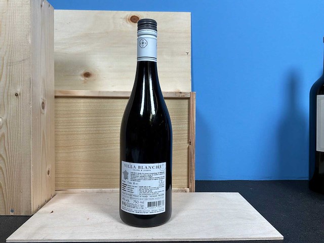 Calmel & joseph syrah 2023 rode wijn - afbeelding 2 van  3