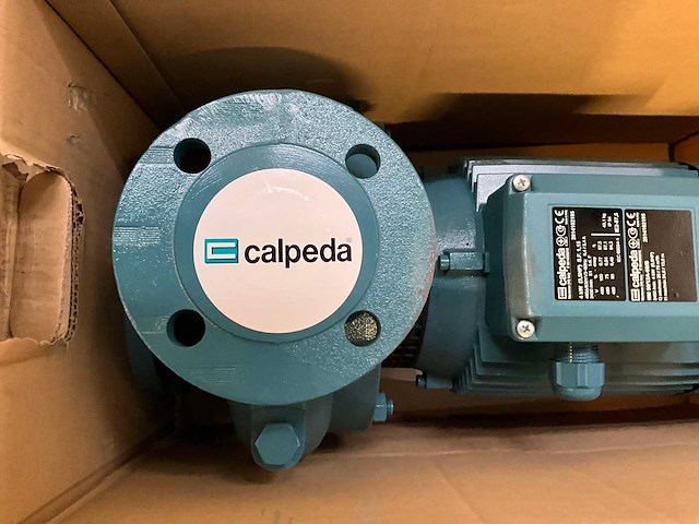 Calpeda nm 50/12a-60/b centrifugaal pomp (3x) - afbeelding 2 van  4