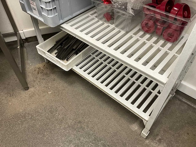 Cambro - kunststof stelling - afbeelding 3 van  4