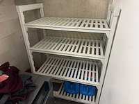 Cambro - kunststof stelling - afbeelding 1 van  3