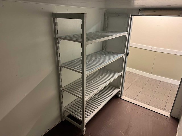 Cambro - kunststof stelling - afbeelding 1 van  4